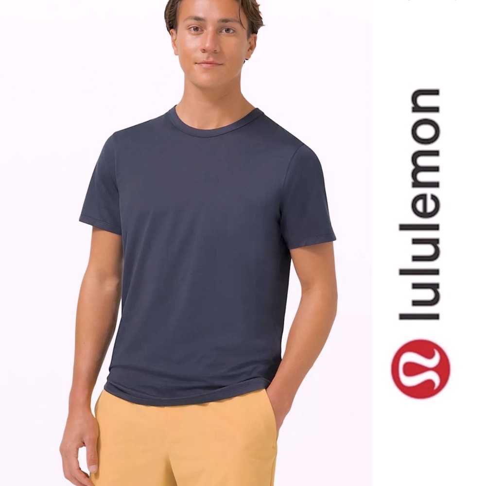 Lululemon Fundamental Short Sleeve TEE Large